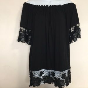 Gorgeous off the should tunic